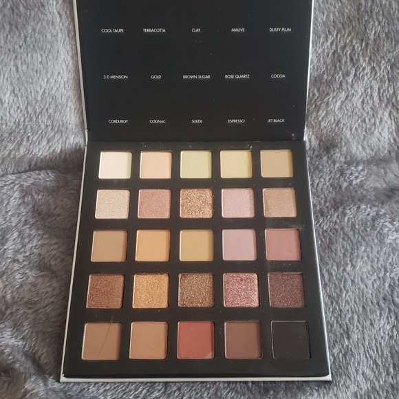 LORAC PRO Palette Artist Edition Meraki Palette $50 - Picture 1 of 9